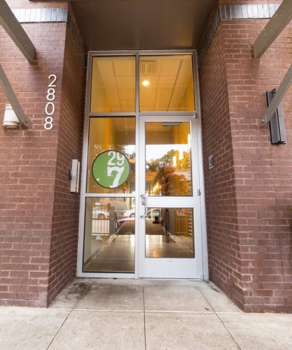 Apartments in Lakeview, Birmingham, AL Rise Lakeview